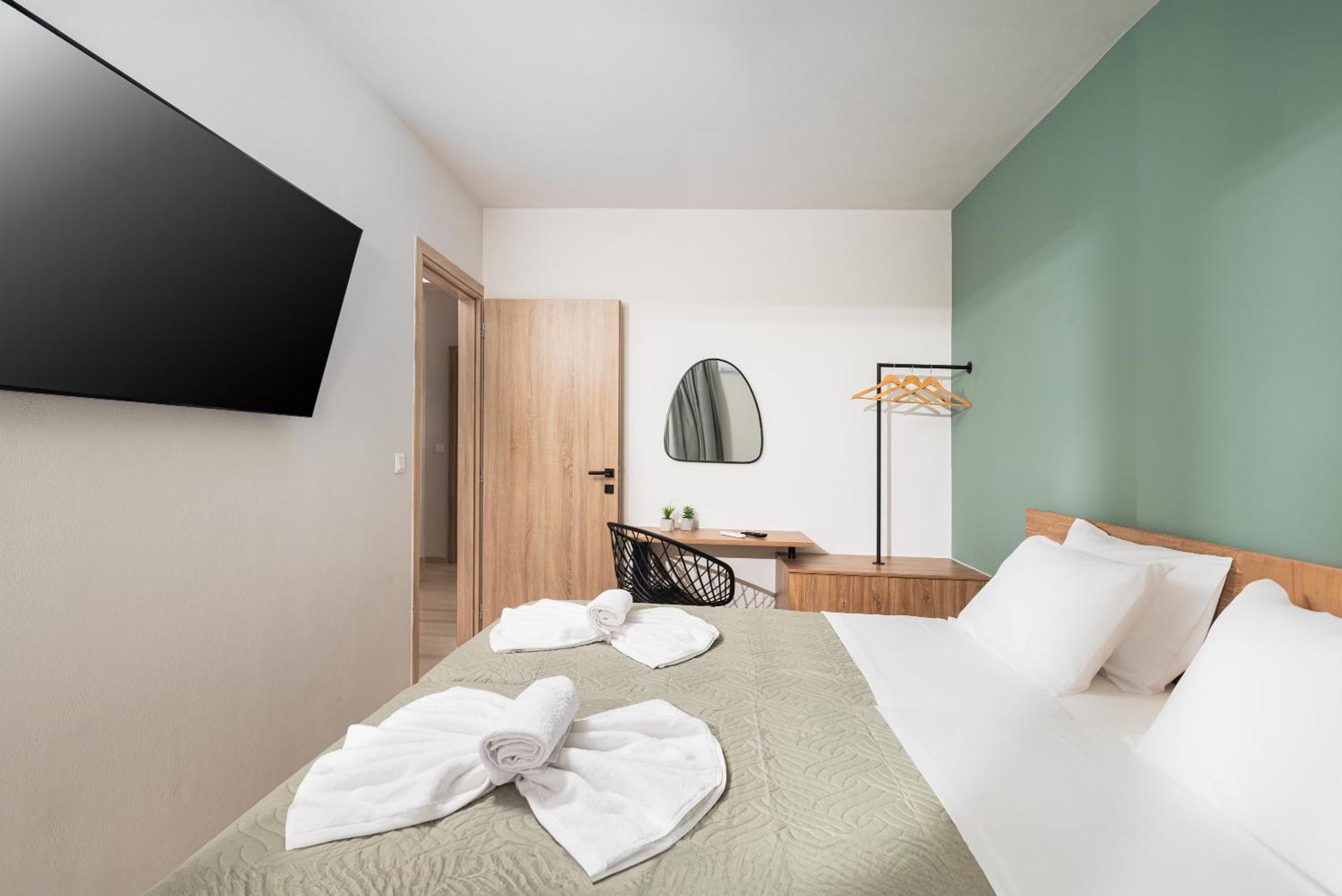 Makas Suites Hersonissos  Bagian luar foto