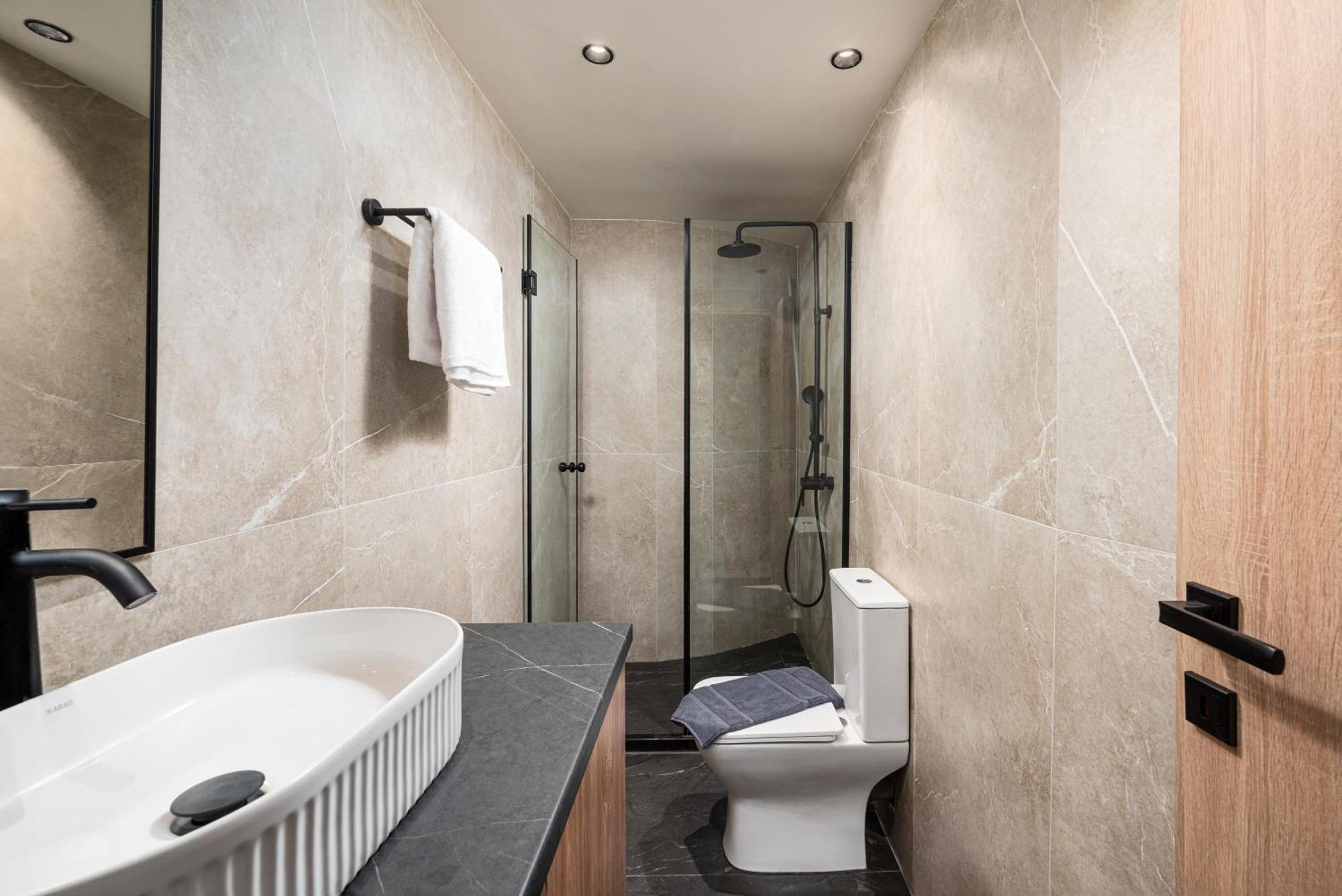 Makas Suites Hersonissos  Bagian luar foto